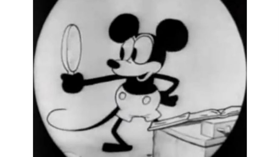 Kako se menjao izgled Mikija Mausa tokom punih 90 godina? 2